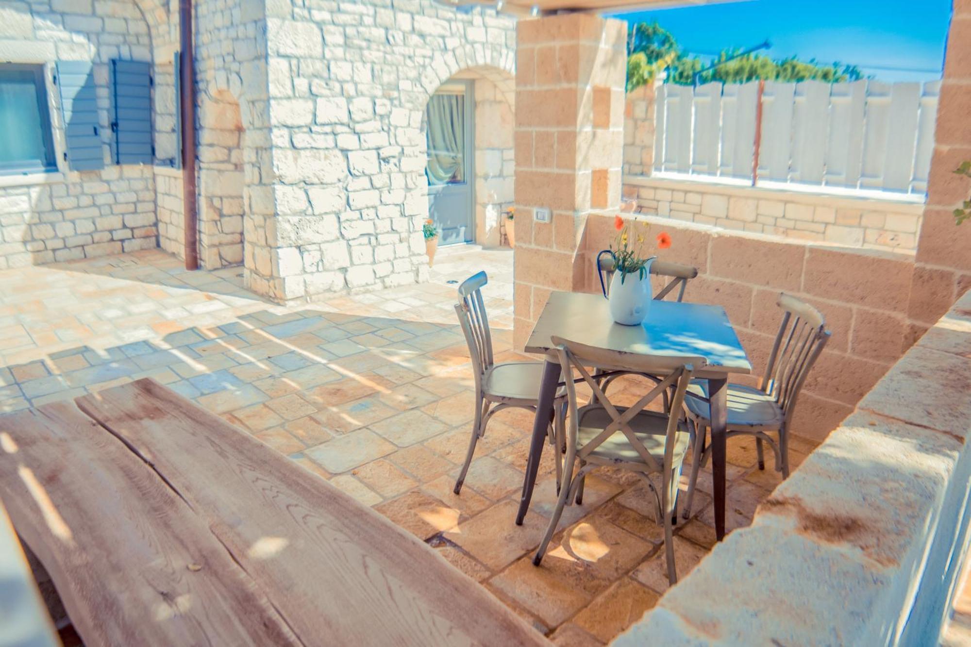 Navolte Trulli E Quiete Con Piscina Villa Locorotondo Dış mekan fotoğraf